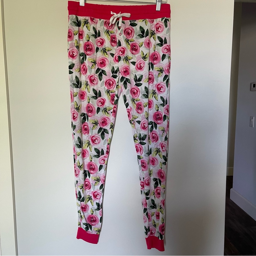Little Sleepies Womens Pajama Set sz Small Roses Pink Breastfeeding Friendly - Picture 4 of 16